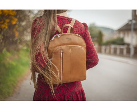 Dámský batoh kožený SEGALI 9093 koňak